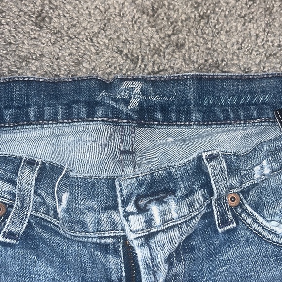 7 for all mankind cute distressed jeans - Picture 2 of 5